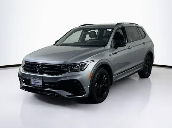 VOLKSWAGEN TIGUAN 4MOTION 2022 3VV8B7AX8NM102377 image